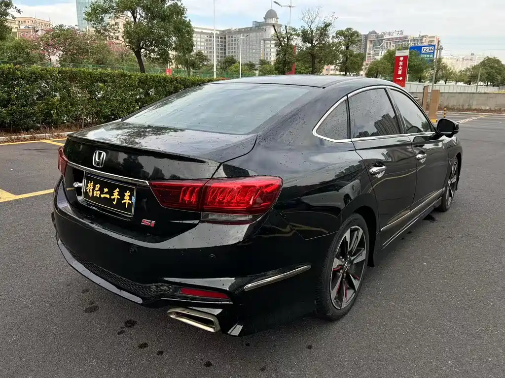 HONDA SI PLATINUM 2015