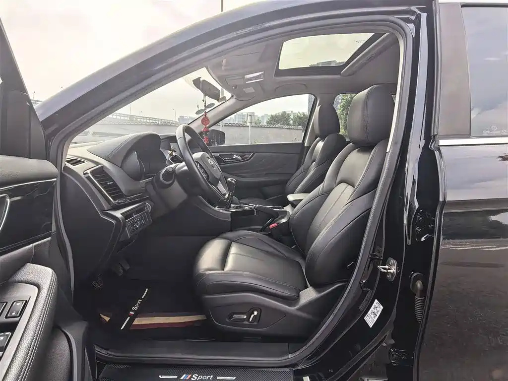 DONGFENG AEOLUS AX7 2019