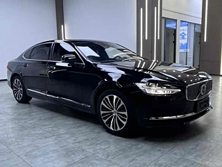 VOLVO S90 2022