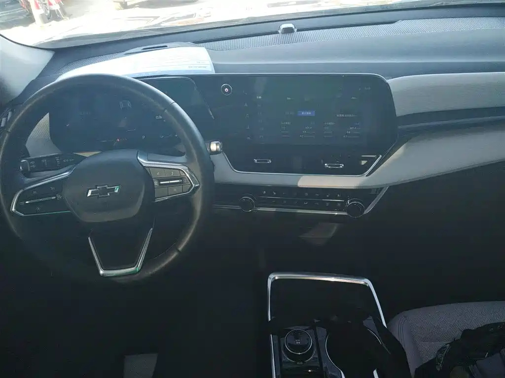 CHEVROLET EXPLORER PLUS 2025