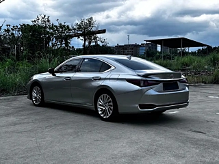 LEXUS ES 2021 YEAR 300H EDITION 2021
