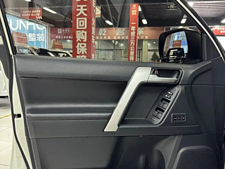 TOYOTA PRADO  2018 YEAR 3.5L AUTOMATIC VX NAVI 2018