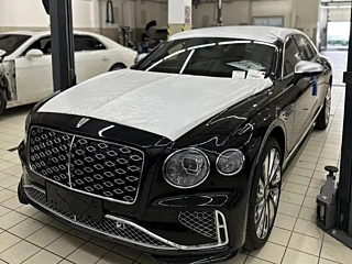Заказать BENTLEY FLYING SPUR PLUG IN HYBRID