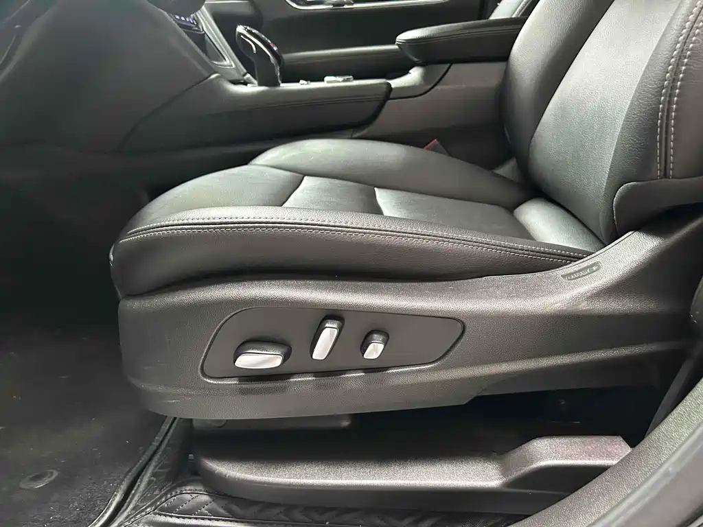 CADILLAC XT5 2022