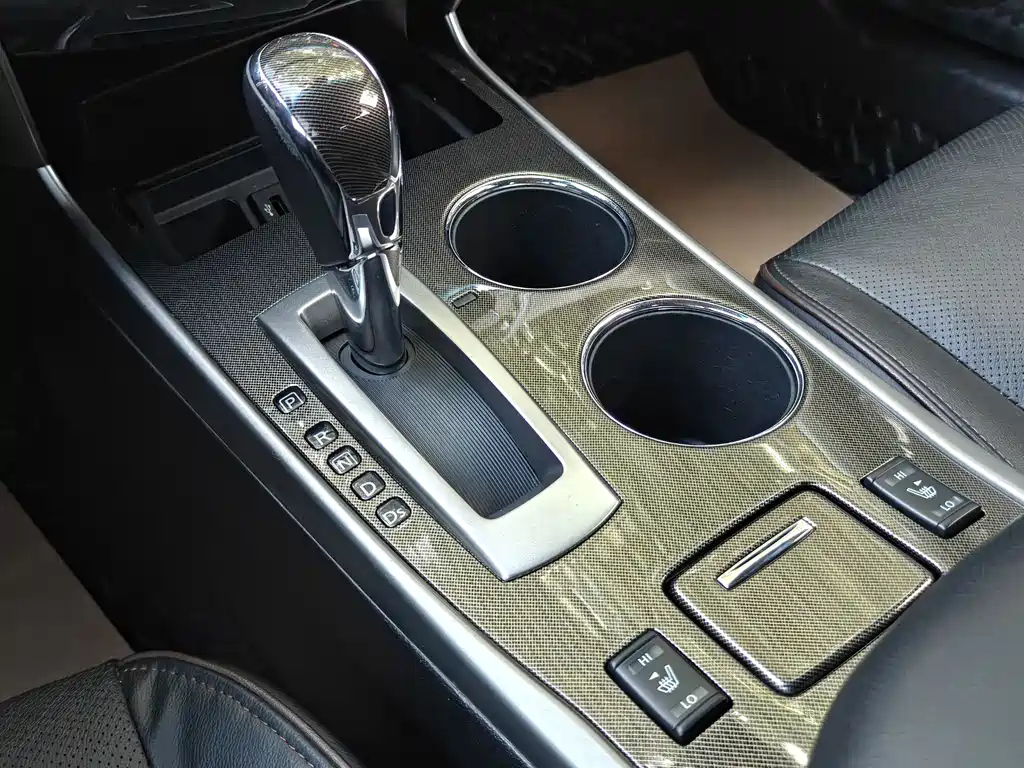 NISSAN TEANA 2016