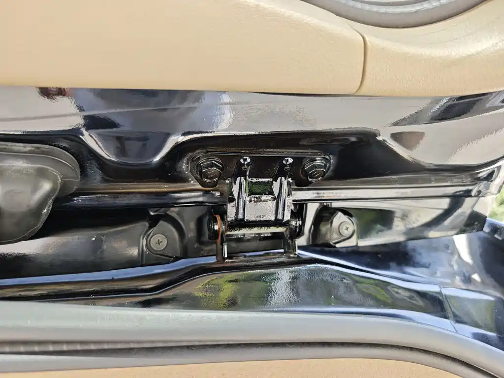 TOYOTA HIGHLANDER 2011