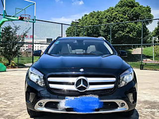MERCEDES BENZ GLA 2015