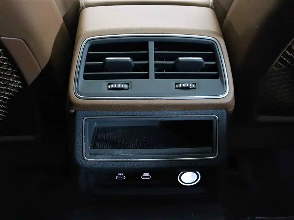 AUDI A6L 2023