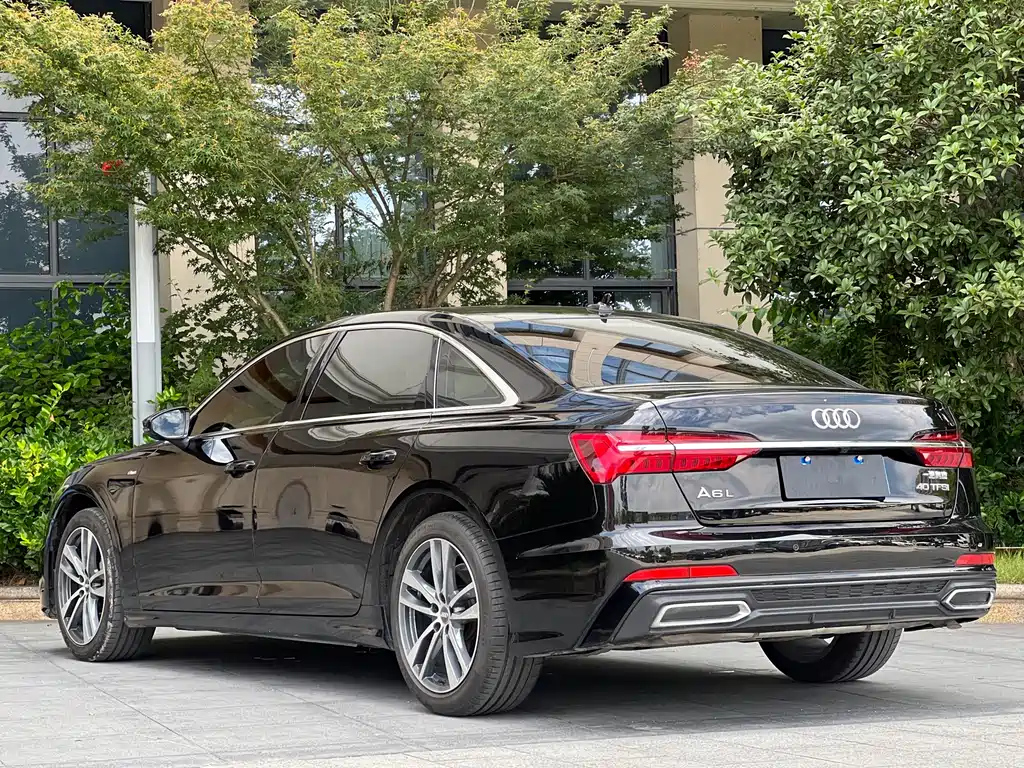 AUDI A6L 2019