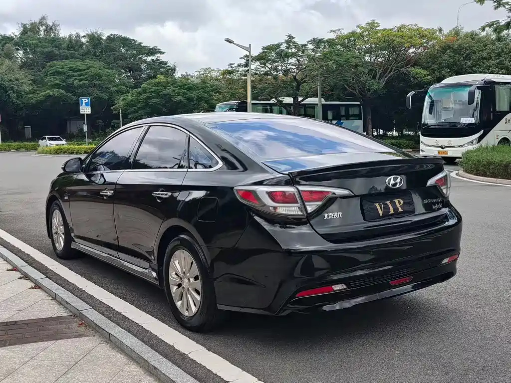 HYUNDAI SONATA 2016