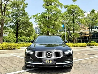 VOLVO S90 2022