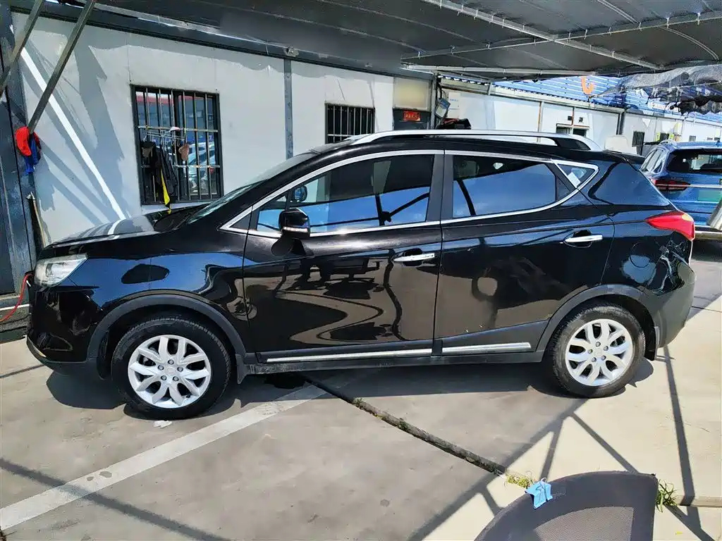 JAC REFINE S3 2014