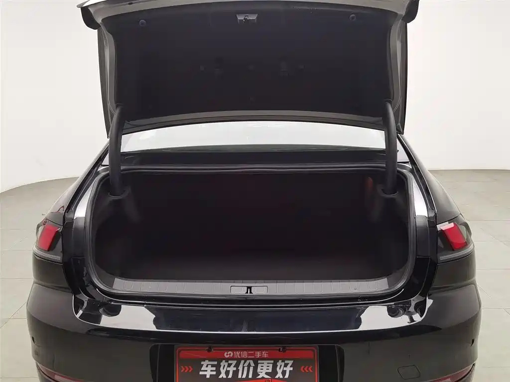 PEUGEOT 508 2021