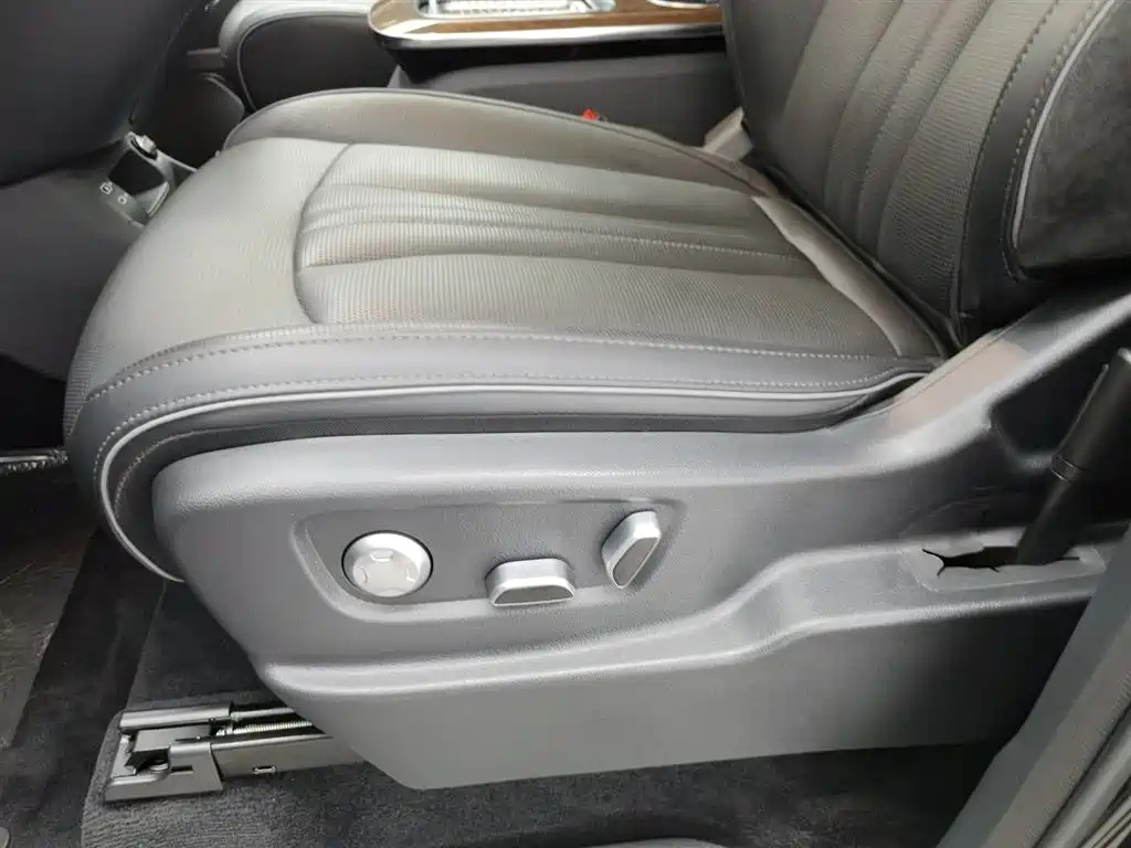 HONGQI HQ9 2023