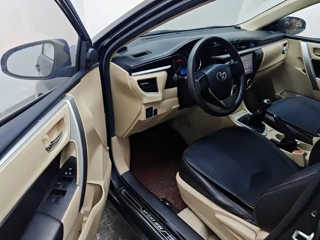 TOYOTA COROLLA 2014