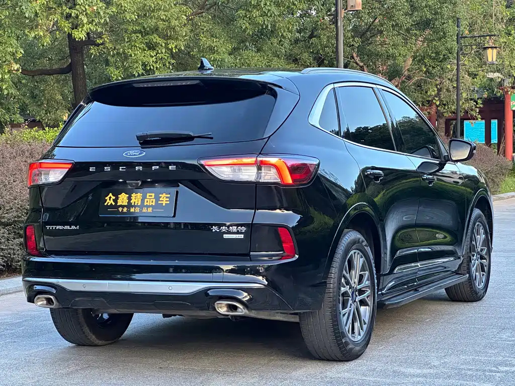 FORD ESCAPE 2021