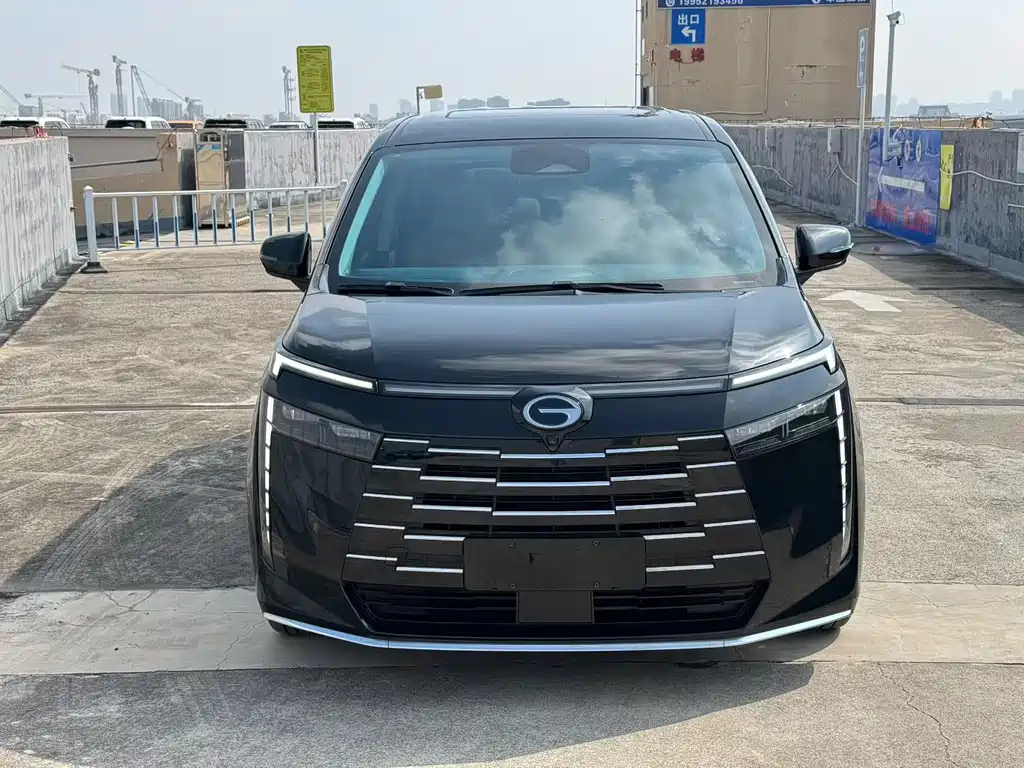 TRUMPCHI E8 NEW ENERGY 2024
