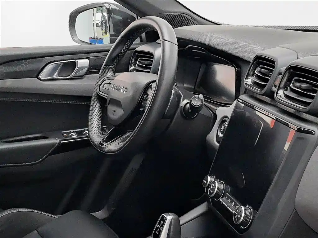 LYNK&CO 02 HATCHBACK 2022