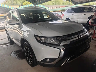 MITSUBISHI OUTLANDER  2021