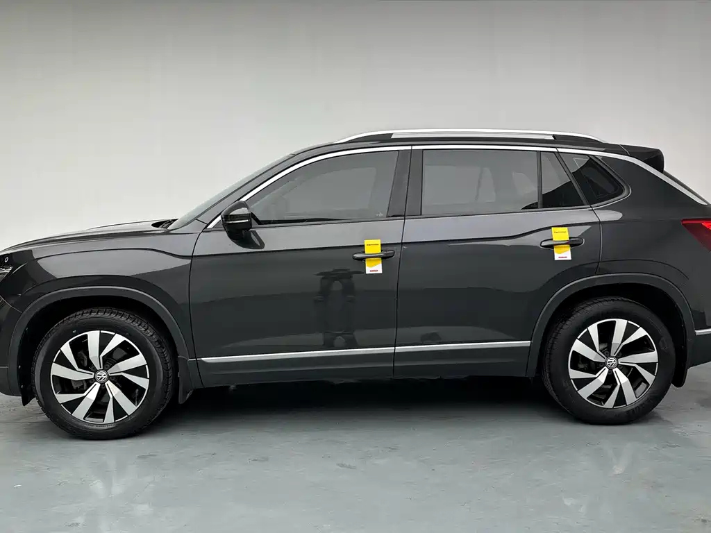 VOLKSWAGEN TAYRON 2019