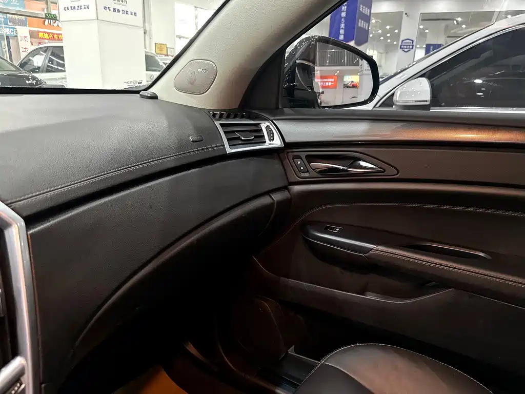 CADILLAC SRX 2014