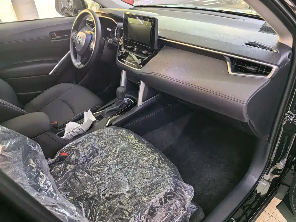 TOYOTA COROLLA CROSS 2022