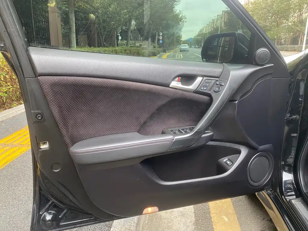 HONDA SI PLATINUM 2014