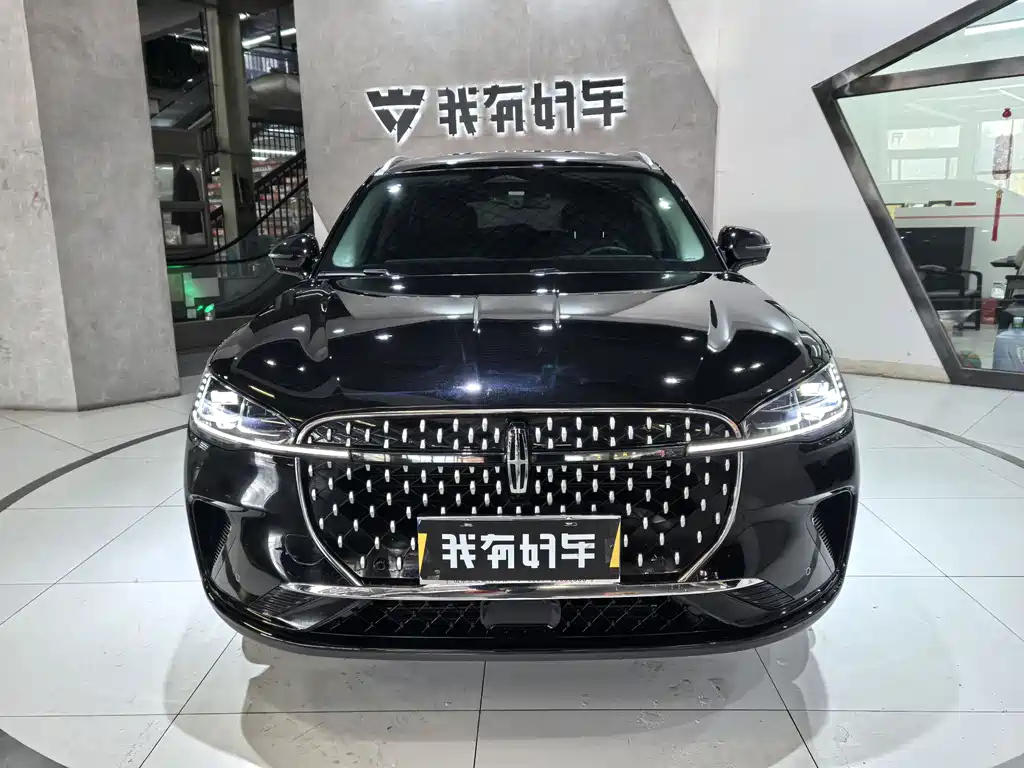 LINCOLN ADVENTURER 2023