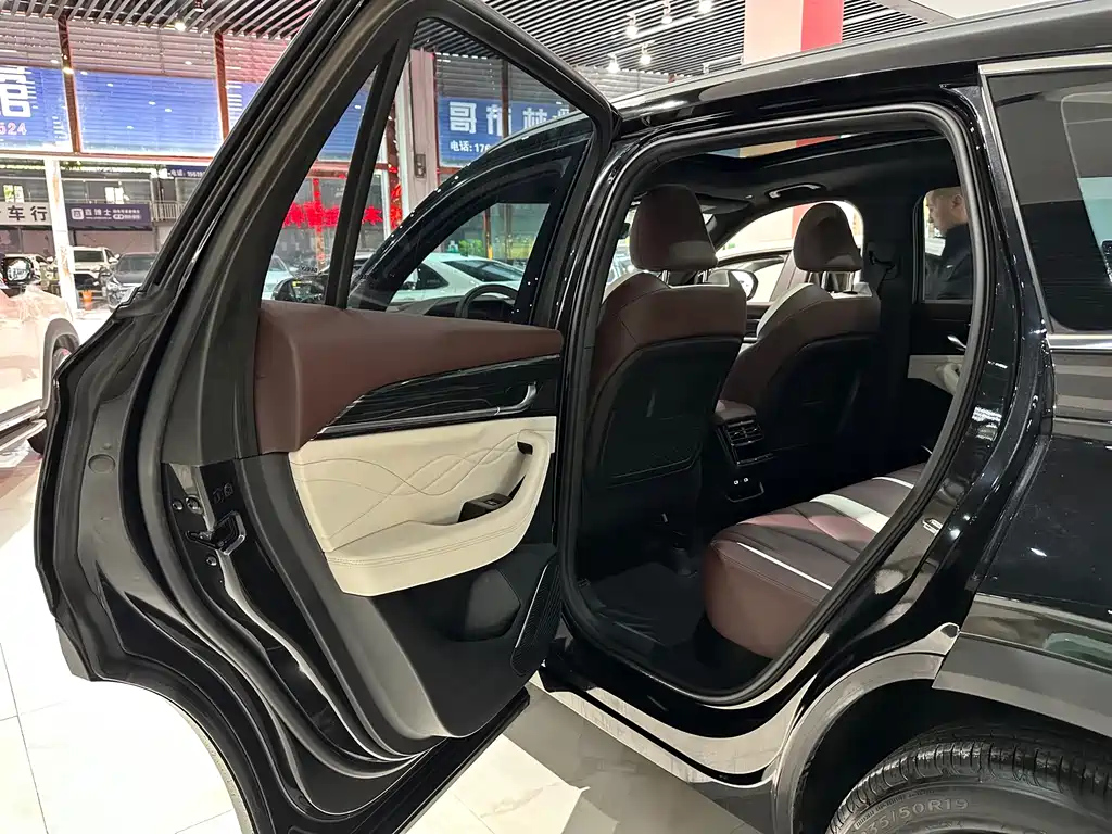 GEELY AUTO MONJARO 2022