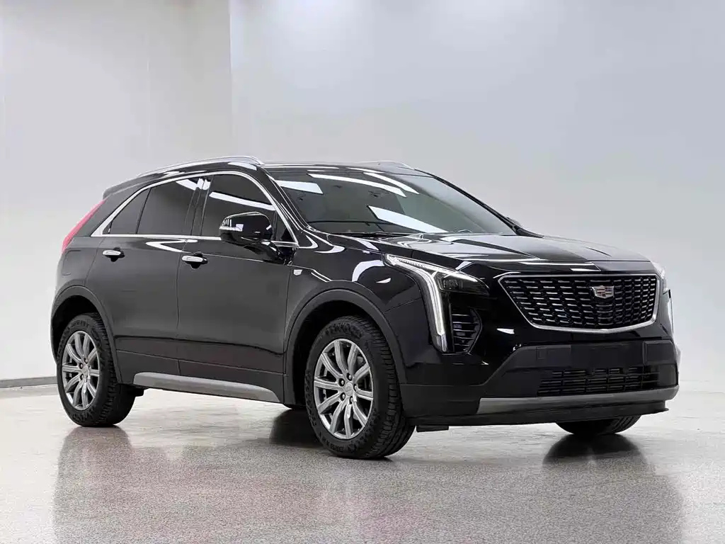 CADILLAC XT4 2021