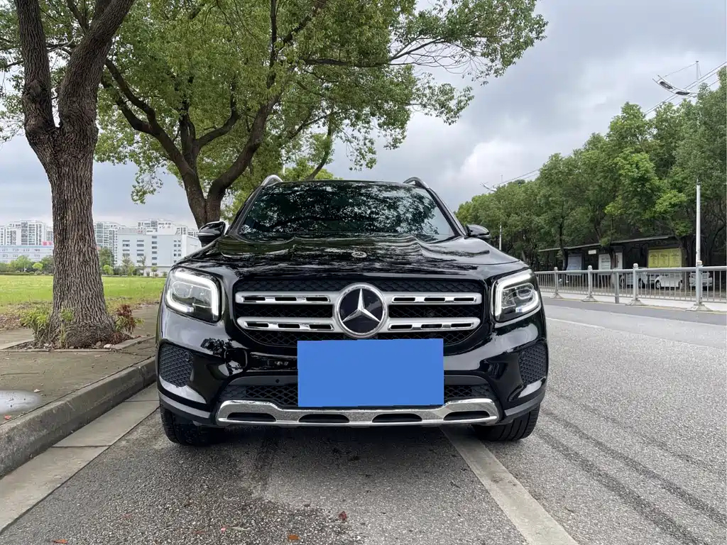MERCEDES BENZ GLB 2021