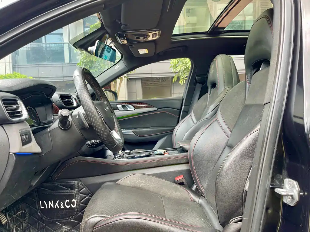LYNK&CO 03 2019