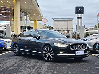 VOLVO S90 2023