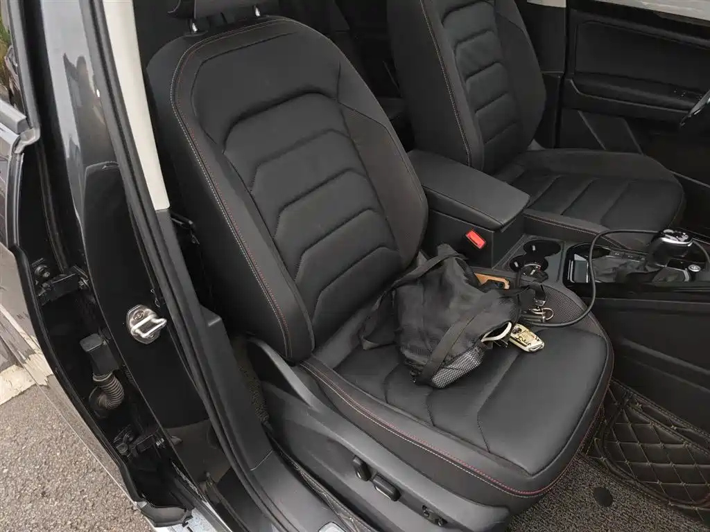 VOLKSWAGEN TAYRON 2022