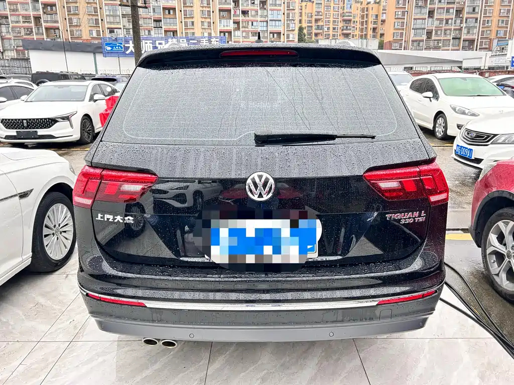 VOLKSWAGEN TIGUAN L 2020