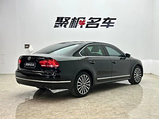 VOLKSWAGEN PASSAT 2012