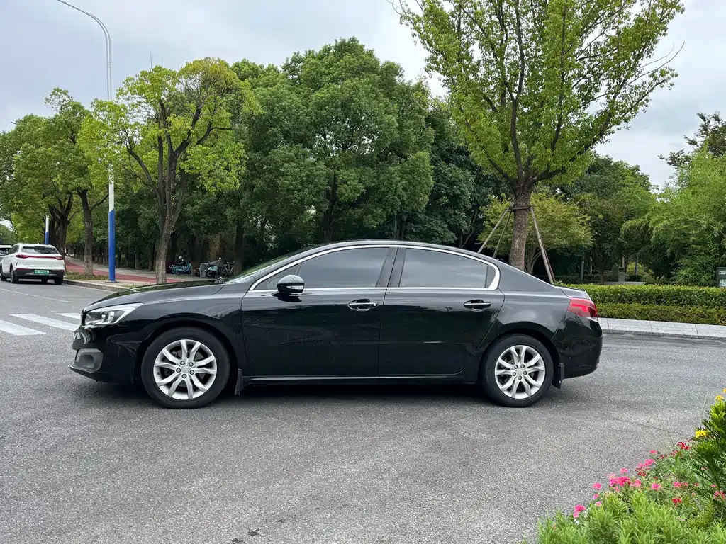 PEUGEOT 508 2015