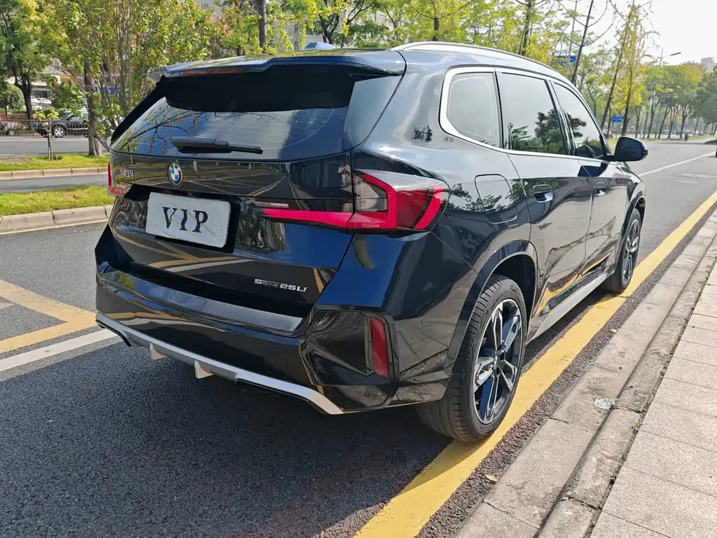 BMW X1 2023