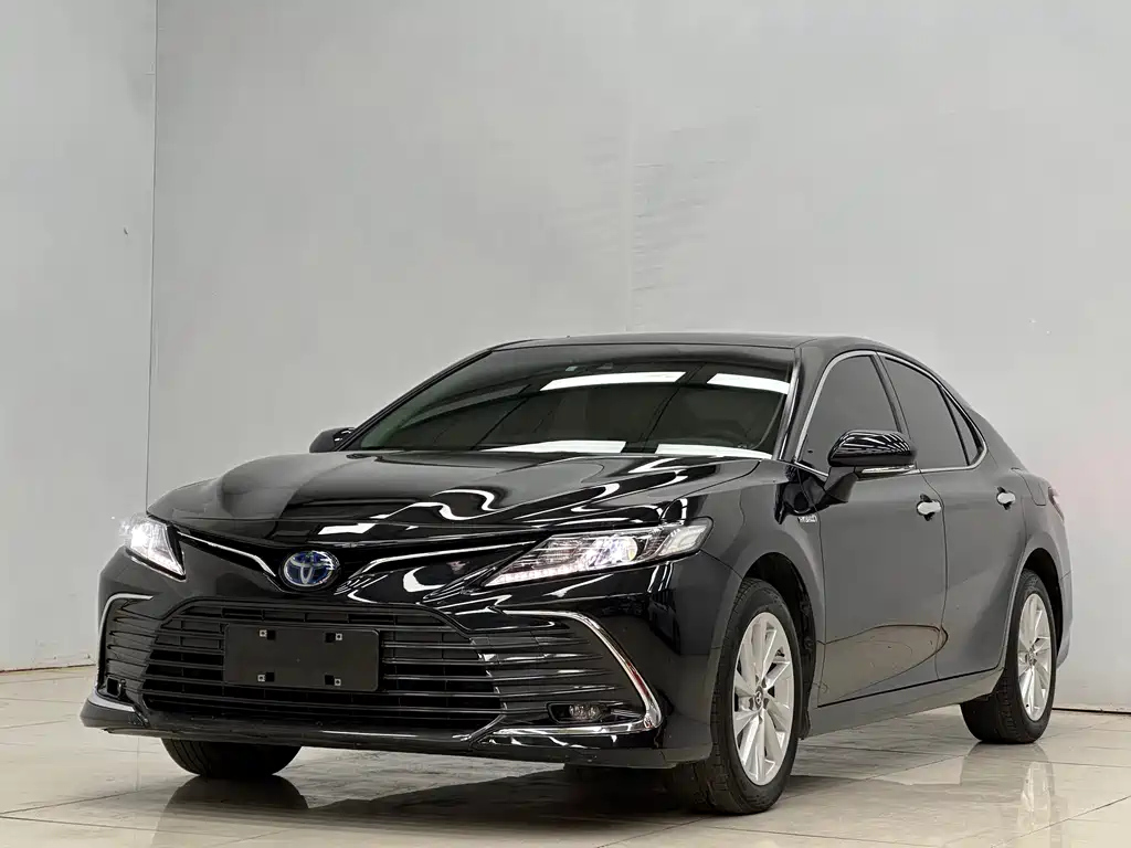 TOYOTA CAMRY 2023