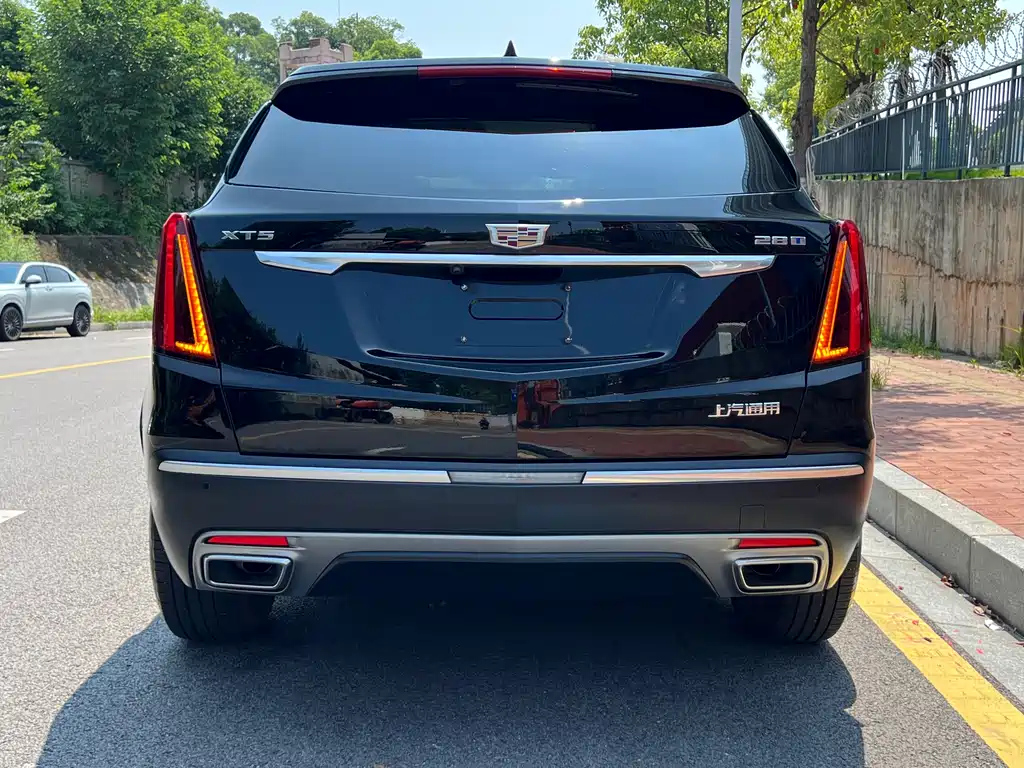 CADILLAC XT5 2020