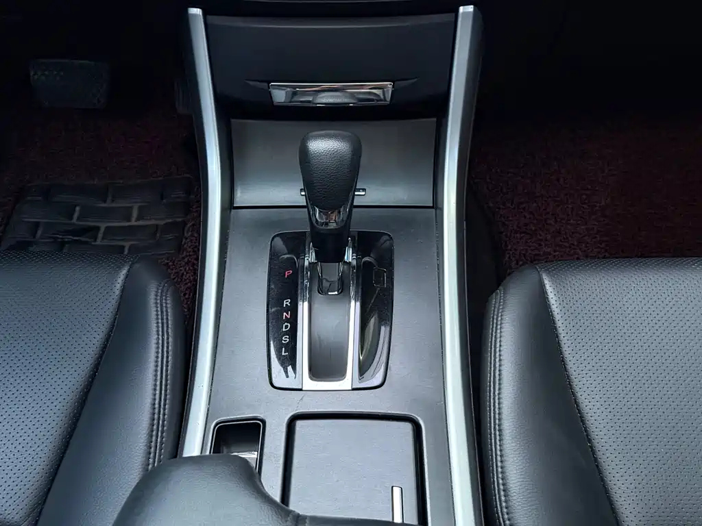 HONDA ACCORD 2015