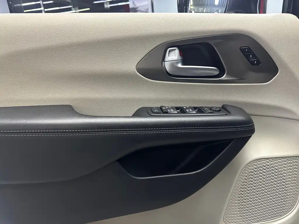 CHRYSLER BIG 捷龙 IMPORT 2019