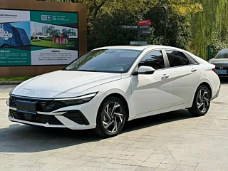 Заказать HYUNDAI ELANTRA