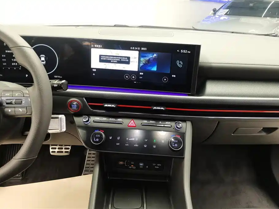 HYUNDAI SONATA 2024