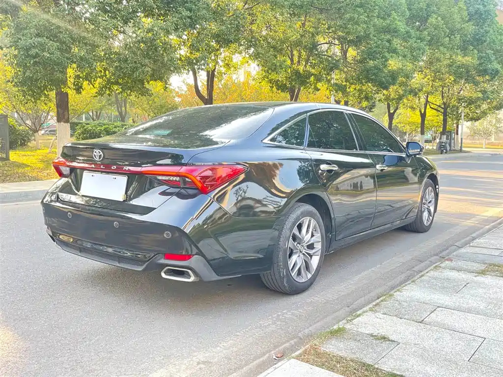 TOYOTA AVALON 2021