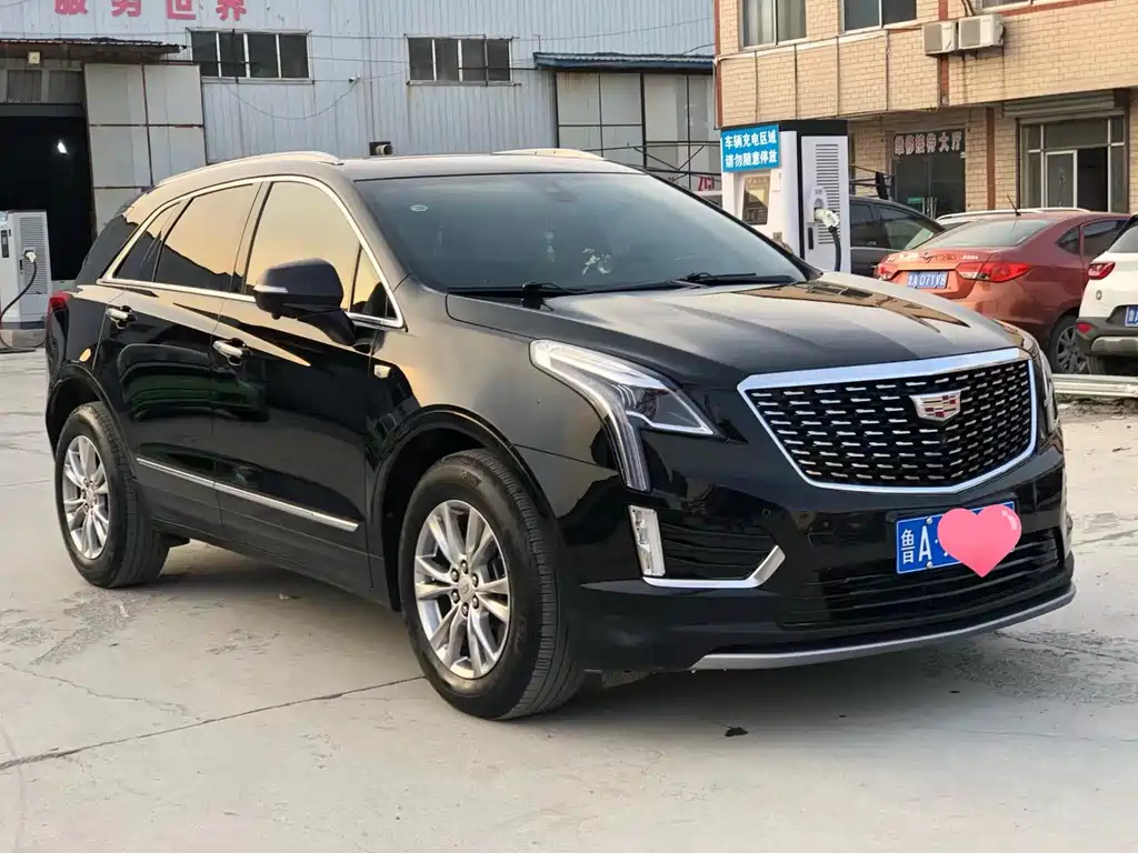 CADILLAC XT5 2021