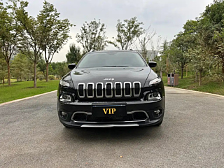 JEEP CHEROKEE 2020