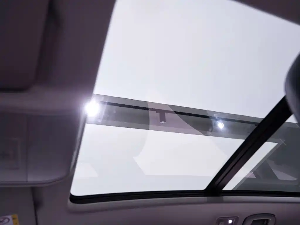 VOLKSWAGEN TIGUAN L 2024