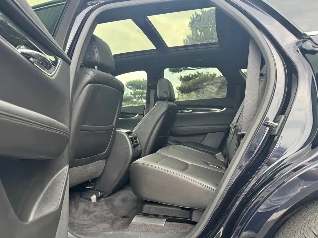CADILLAC XT5 2021