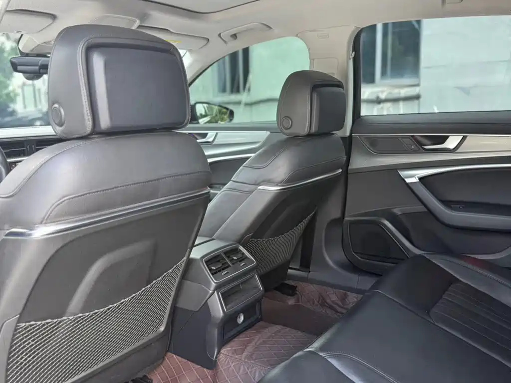 AUDI A6L 2019